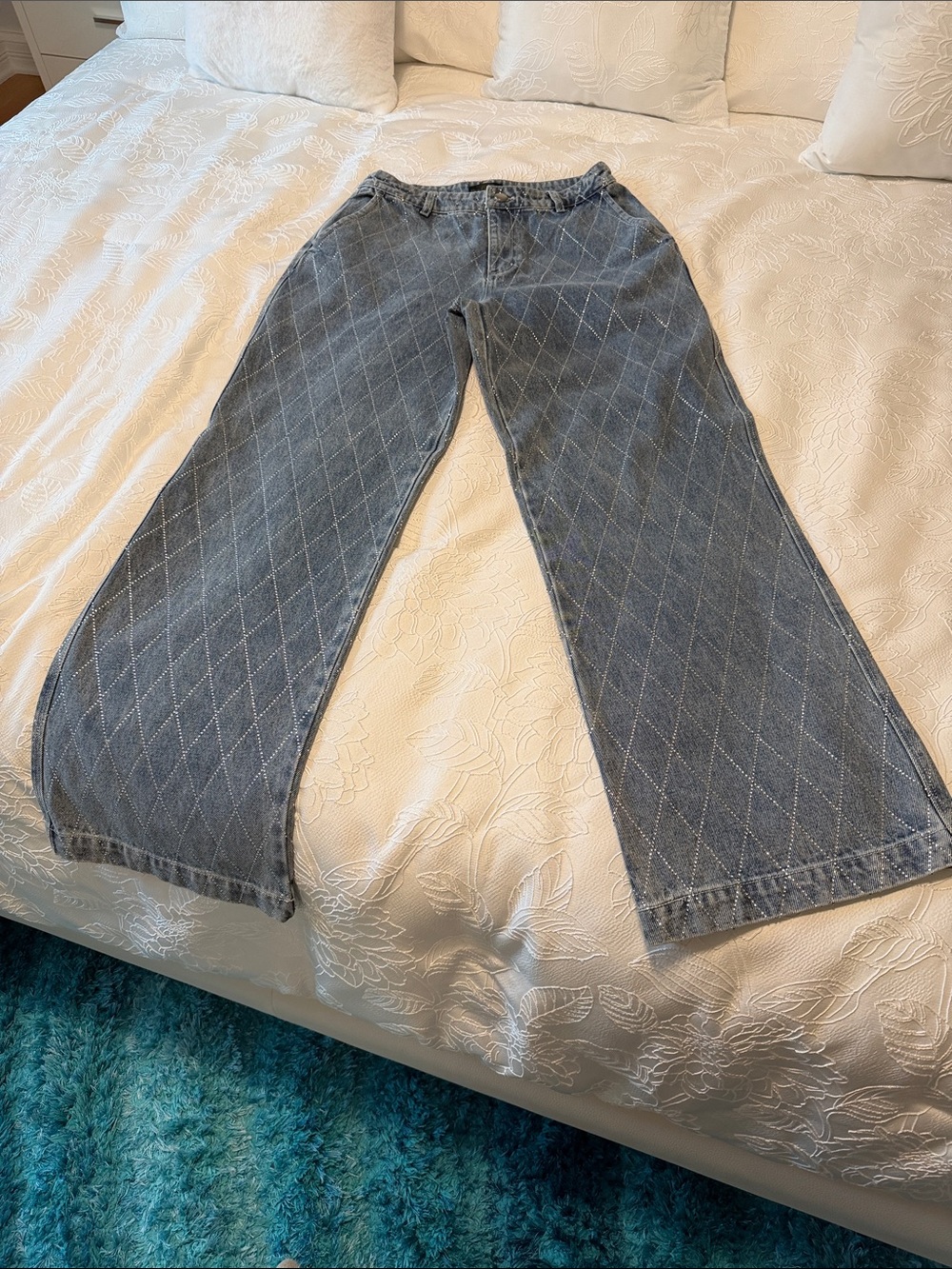 Rhinestone Diamond-Quilted Blue Jeans size 28